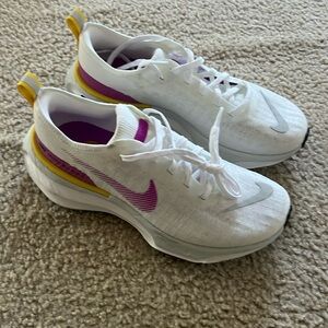 Brand new Nike invincible 3’s